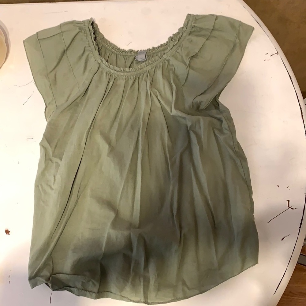 Arie army green flowy top